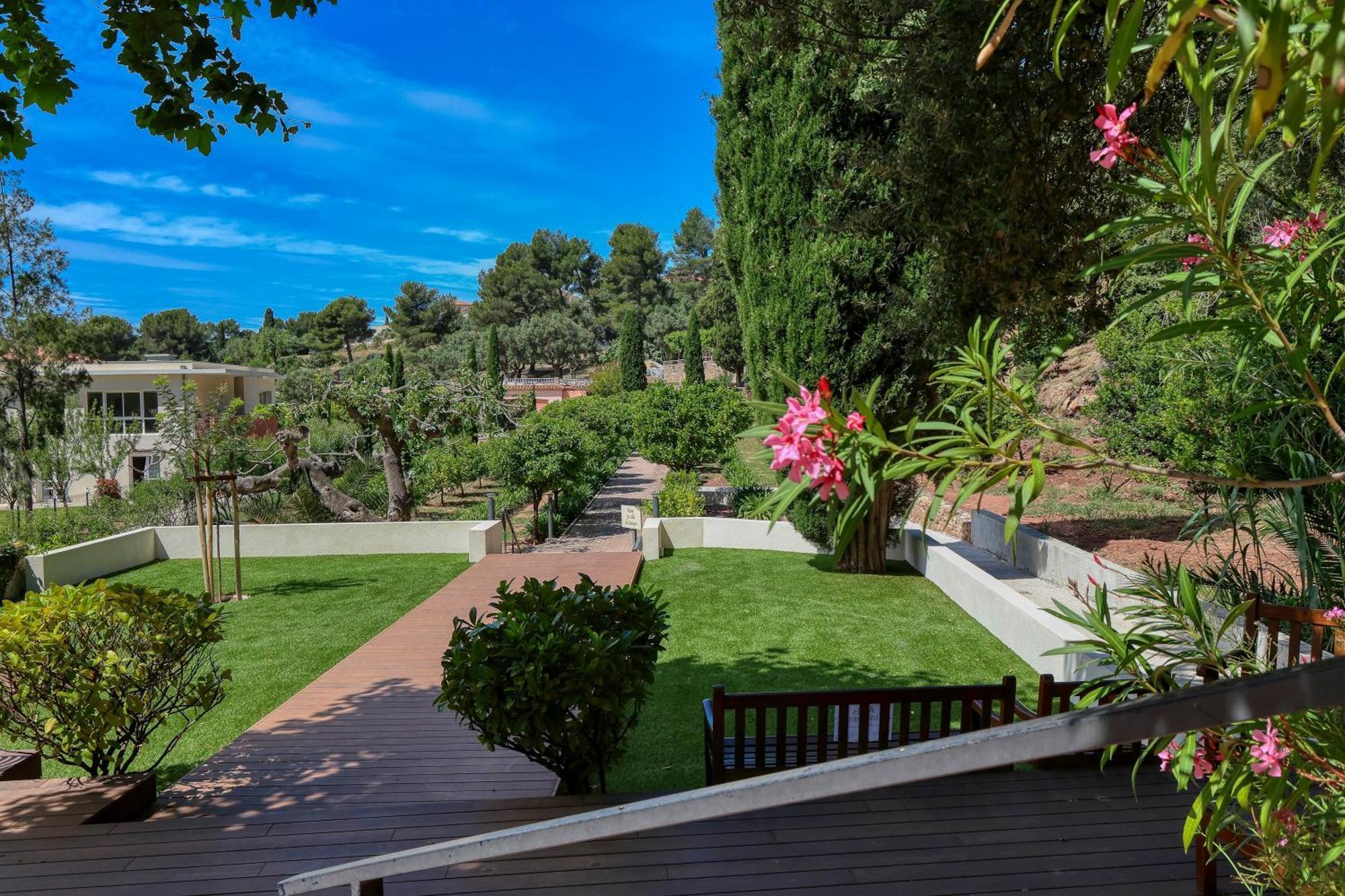 Domaine Des Gueules Cassees Hotel La Valette-du-Var Exterior foto